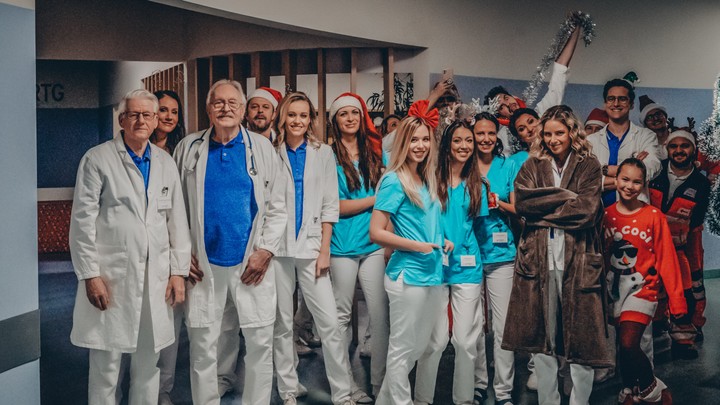 Nemocnica - vianočný klip